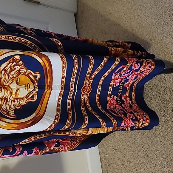 Chain Kaftan - Picture 2 of 3